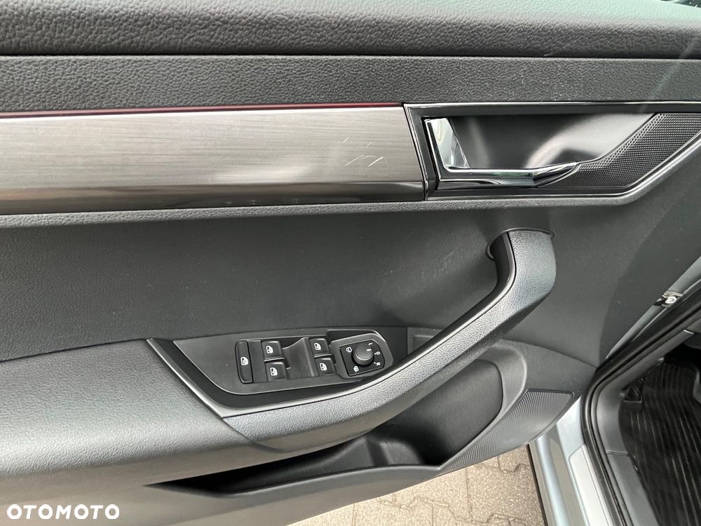 Skoda Karoq 1.5 TSI ACT Style DSG - 18