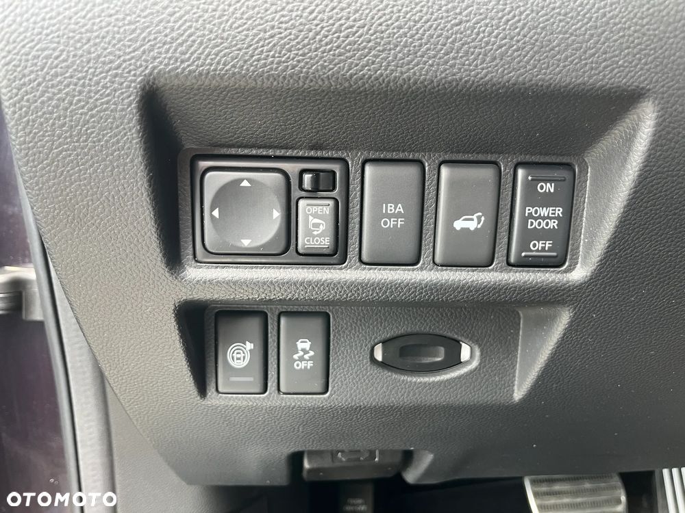 Infiniti QX70 3.0d S - 27