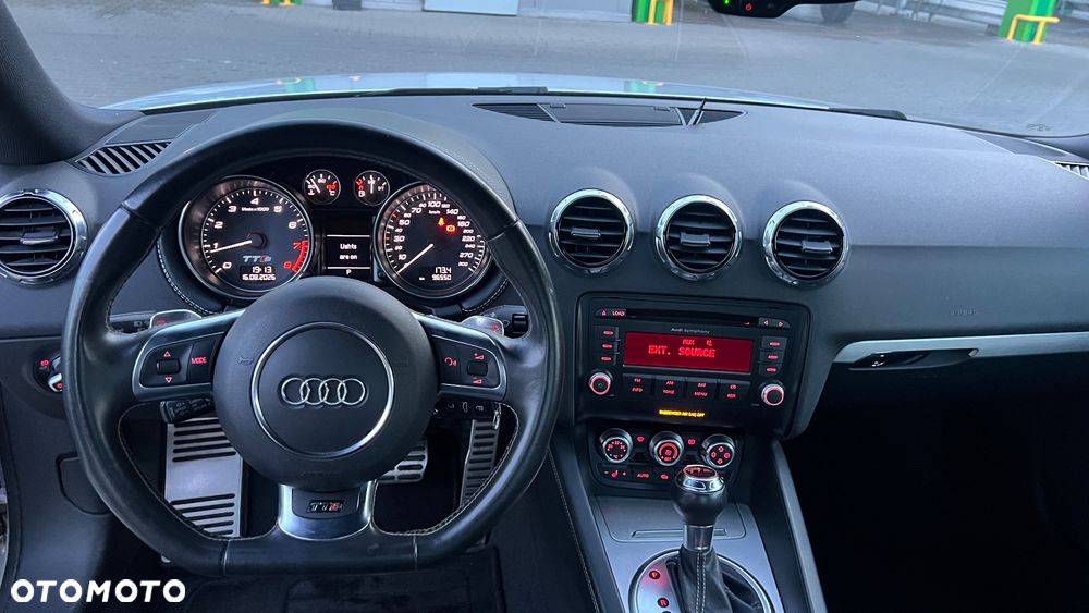 Audi TT S Coupé - 14