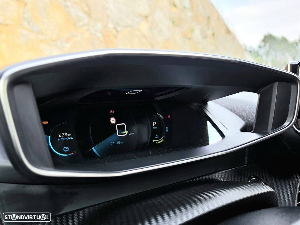Peugeot e-2008 50 kWh GT - 49