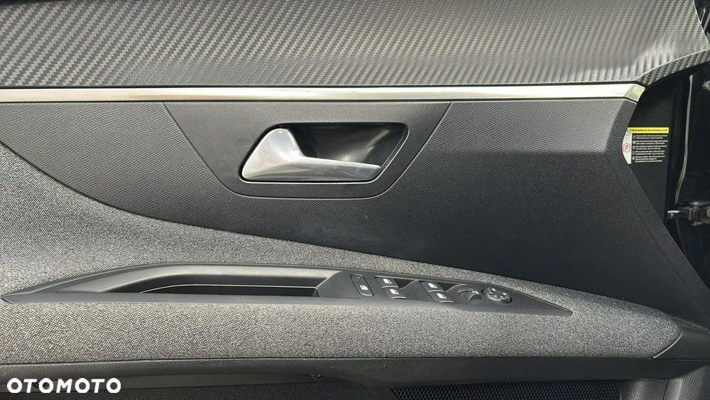 Peugeot 3008 - 13