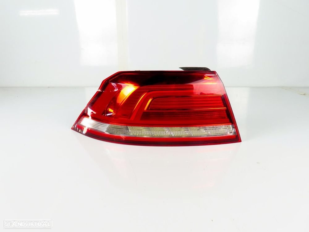 Farolim LED Esquerdo/Trás Usado / Original VW PASSAT (3G2/CB2) 3G5945095F / 3G59... - 1