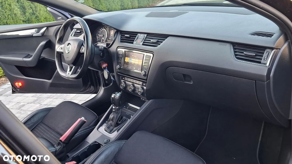 Skoda Octavia 2.0 TDI (Green tec) DSG RS - 34