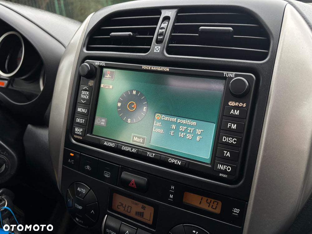 Toyota RAV4 2.0 VVT-i 4x4 - 34