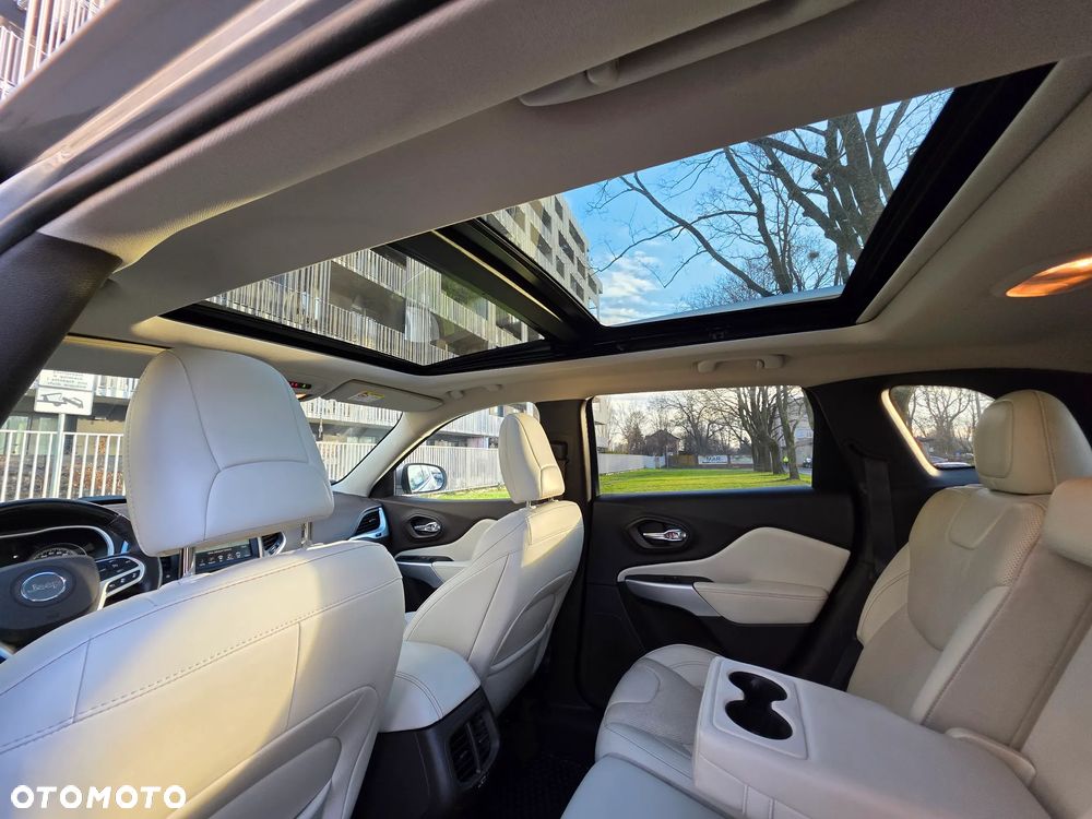 Jeep Cherokee 3.2 V6 Active Drive I Limited - 26