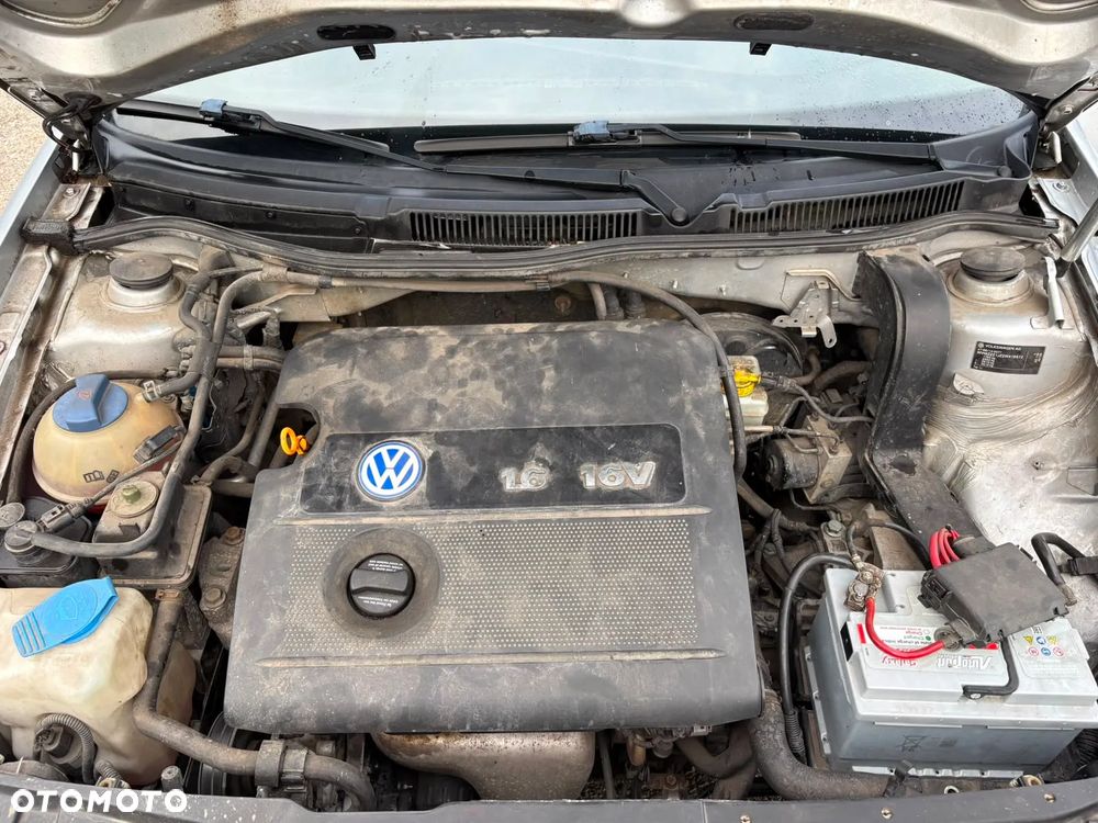 Volkswagen Golf 1.6 Comfortline - 13