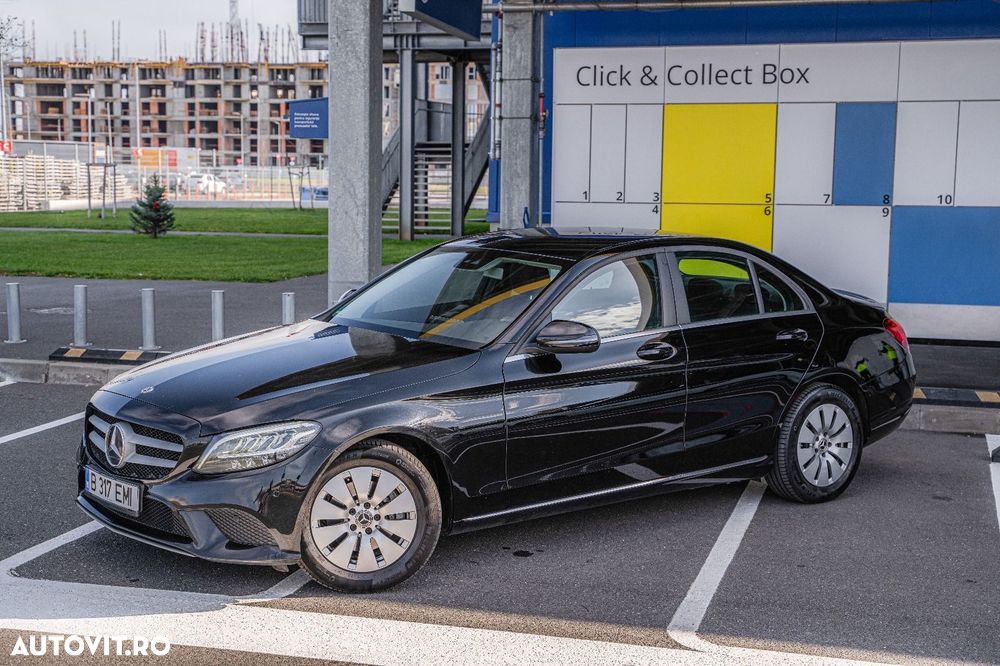 Mercedes-Benz C 220 d Aut - 2