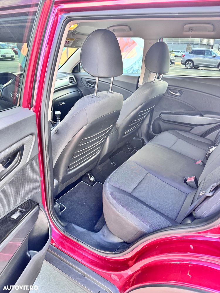 SsangYong Tivoli Grand 1.5 GDI  Turbo STYLE - 10