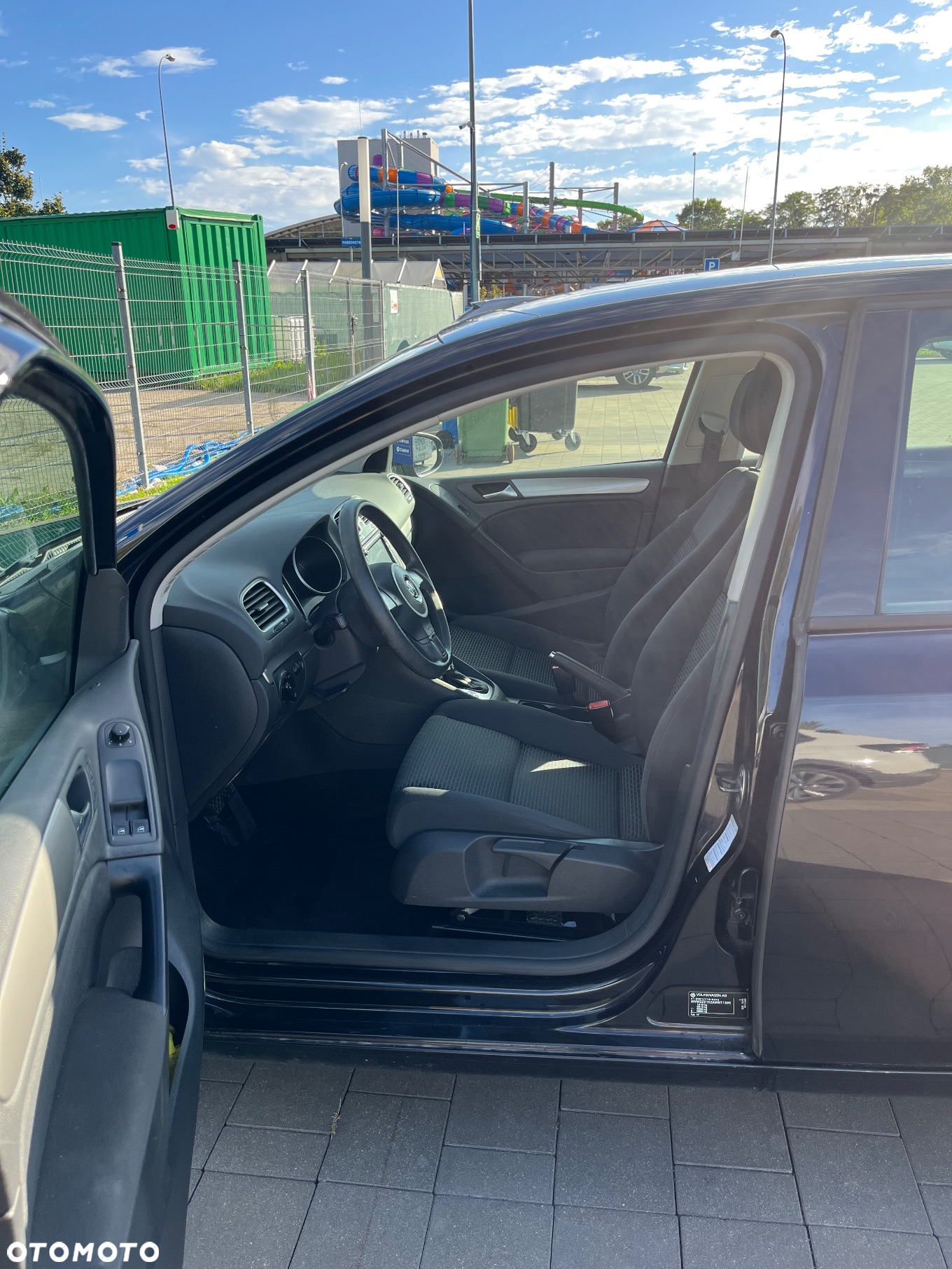 Volkswagen Golf VI 1.6 Trendline DSG - 13