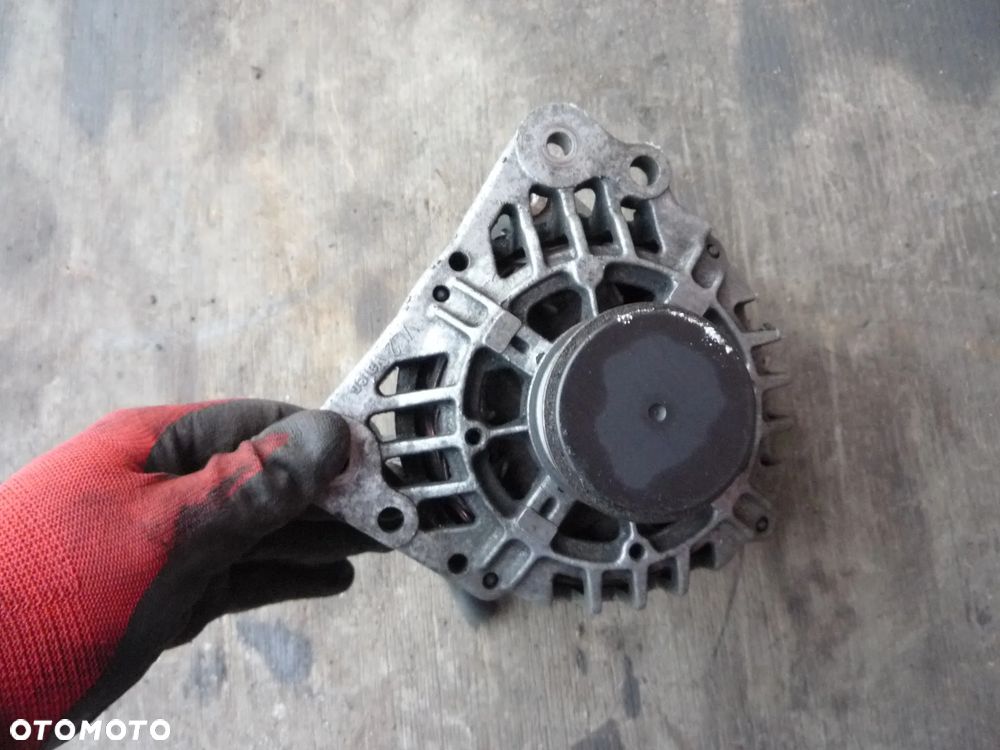 AUDI A3 8L 1.9 TDI ALTERNATOR - 2