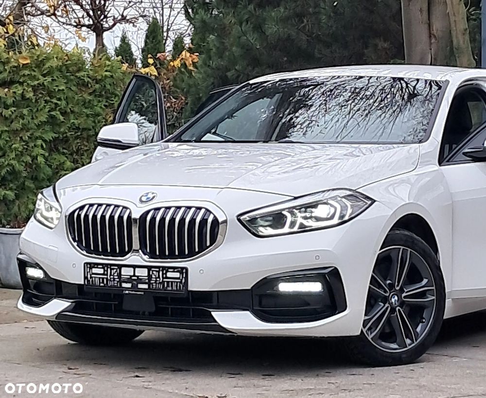 BMW Seria 1 118d ColorVision Edition sport - 1