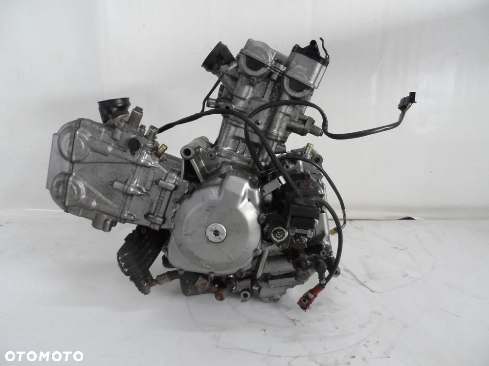 SUZUKI DL 650 2008 silnik - 1