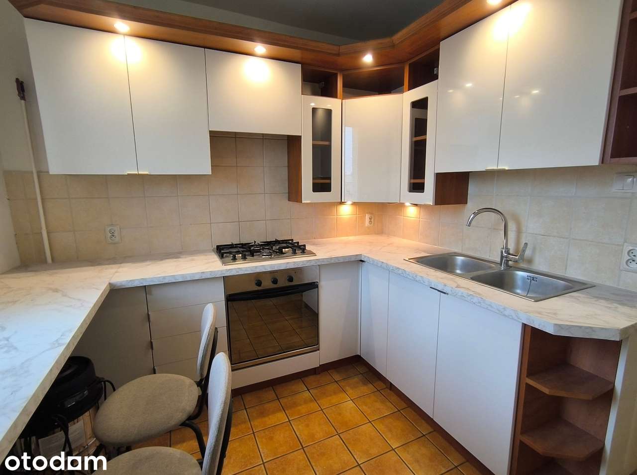 Czyste, 2pok, 50m2, balkon, komórka, media miejskie, Radogoszcz Wschód