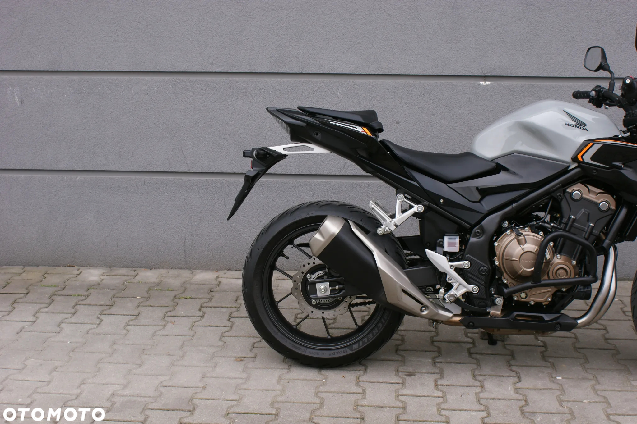 Honda CB - 9