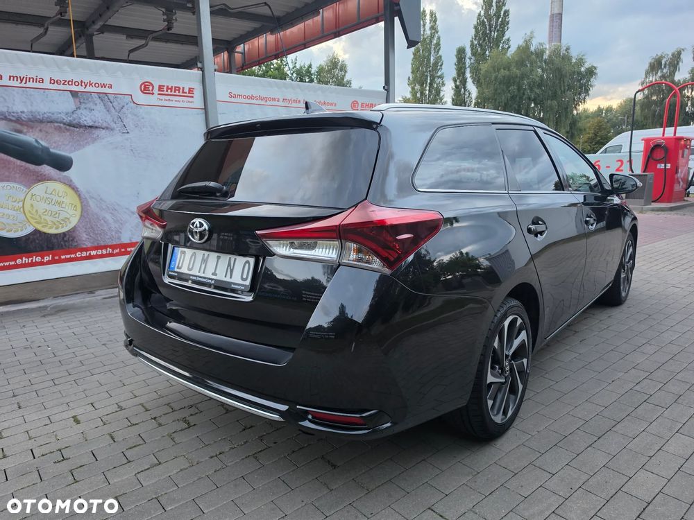 Toyota Auris - 9