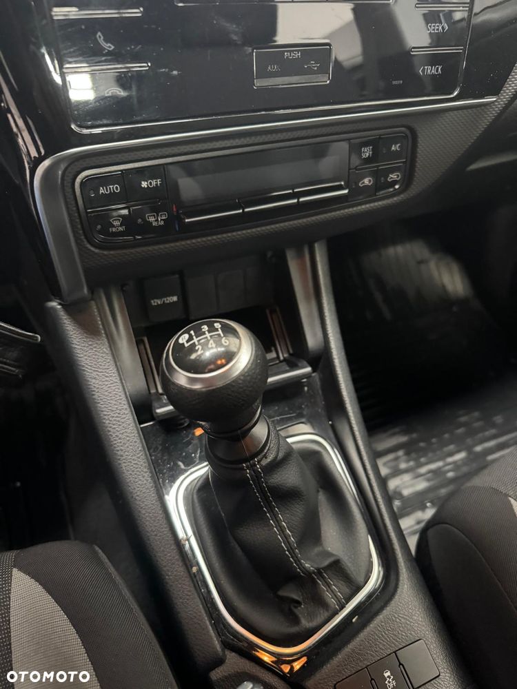 Toyota Auris 1.6 Comfort - 20