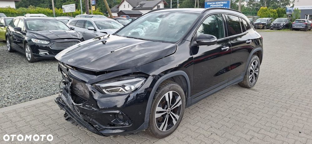 Mercedes-Benz GLA 200 d 4Matic 8G-DCT Style - 1