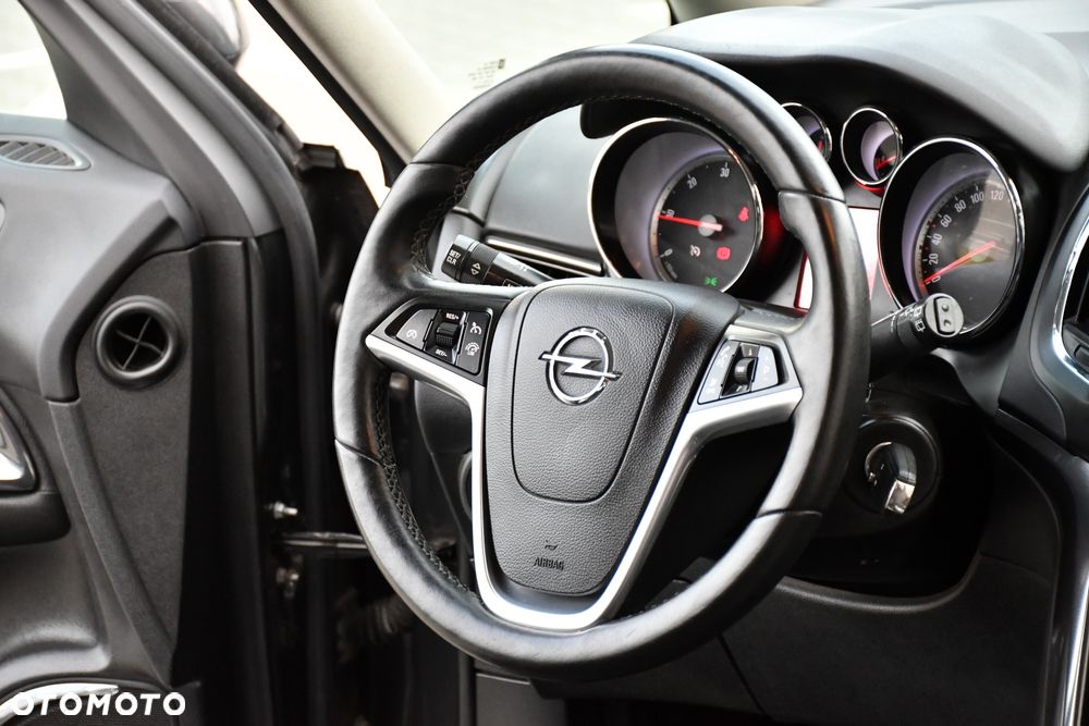 Opel Zafira - 25