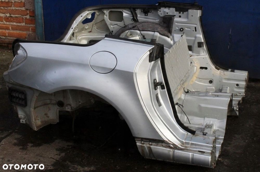 ĆWIARTKA BŁOTNIK TYŁ PRAWY MERCEDES SLK W171 R171 775 - 2