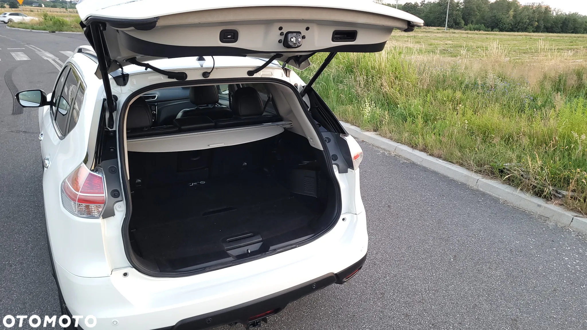 Nissan X-Trail 2.0 dCi N-Connecta 4WD Xtronic - 11