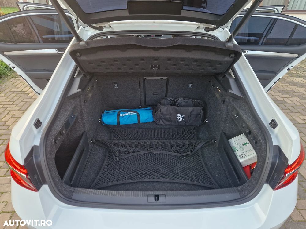 Skoda Superb 2.0 TDI DSG Ambition - 30