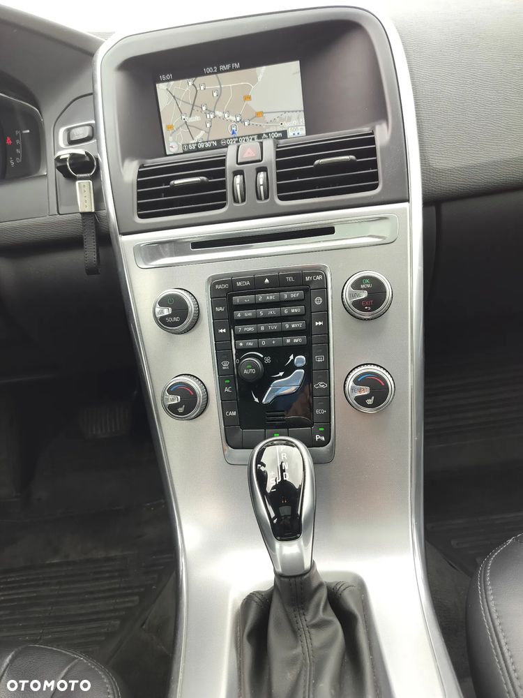 Volvo XC 60 D3 Drive-E Summum - 18
