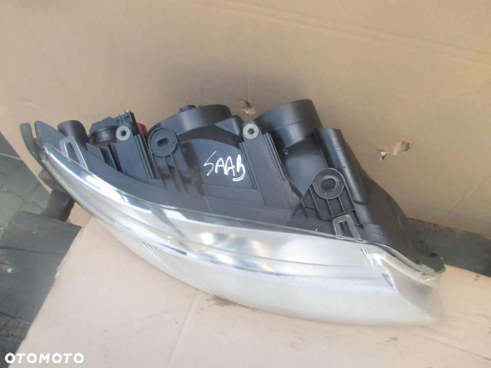 lampa prawa SAAB 9 3 93 Hella Europa - 3