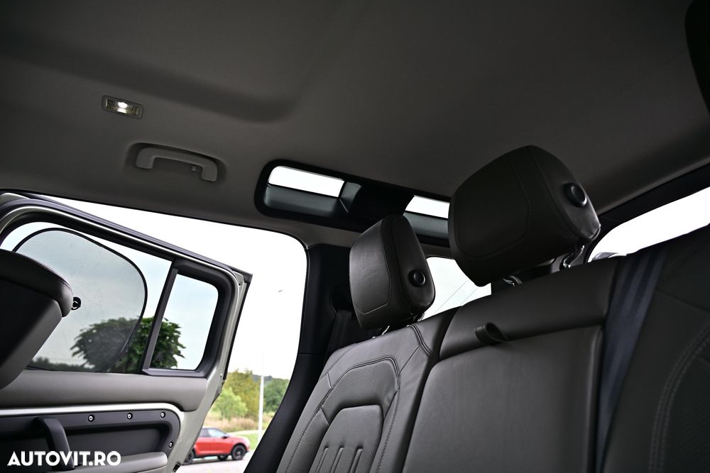 Land Rover Defender 110 3.0 D250 MHEV - 13