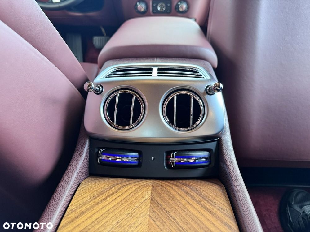 Rolls-Royce Wraith Standard - 39