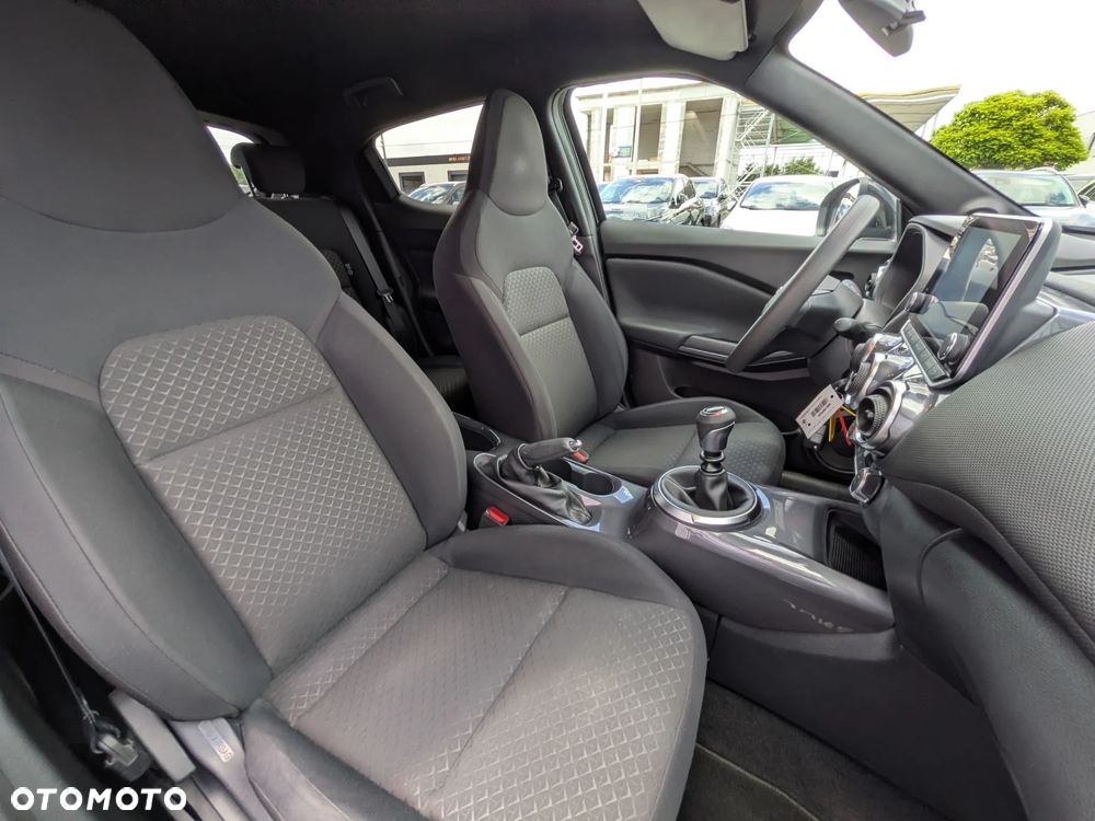 Nissan Juke 1.0 DIG-T Acenta - 25
