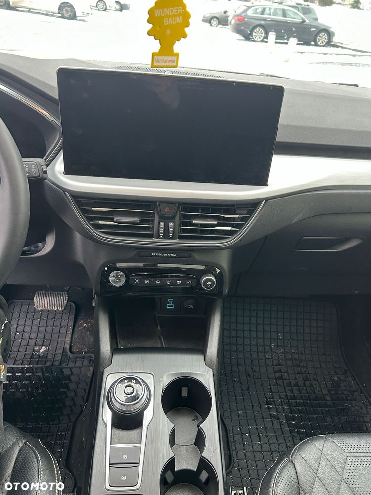 Ford Escape 2.0 EcoBoost AWD Titanium - 12