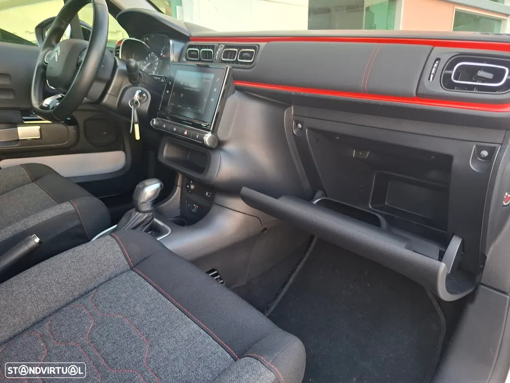 Citroën C3 1.2 PureTech Shine EAT6 - 43