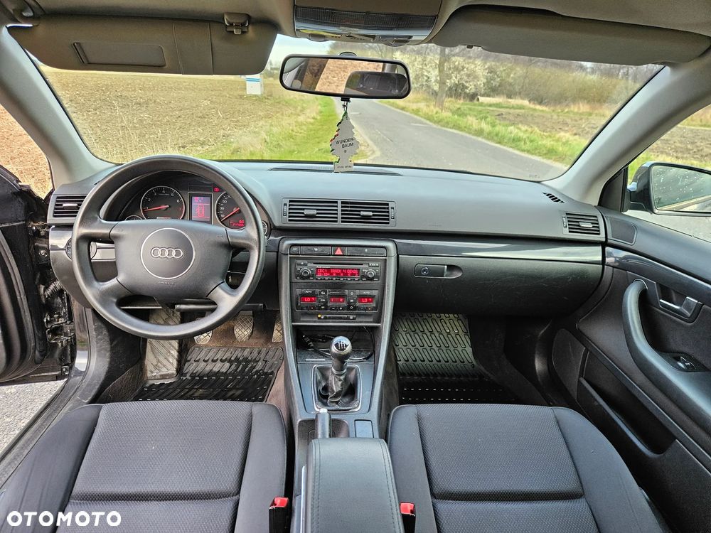 Audi A4 Limousine 2 - 18