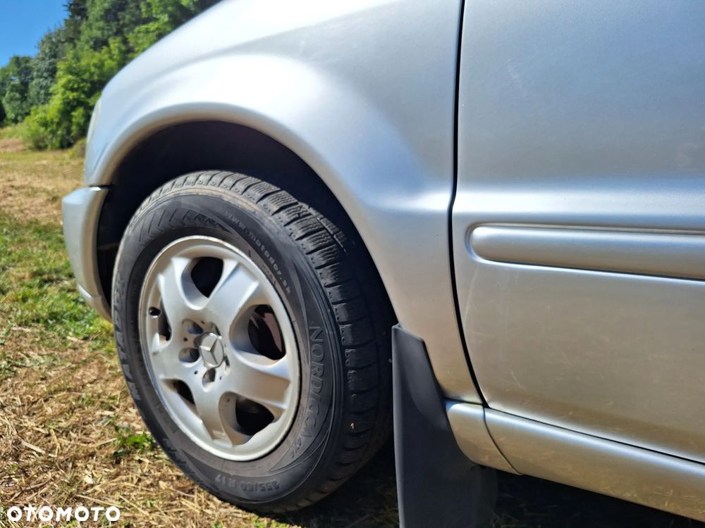 Mercedes-Benz ML - 14