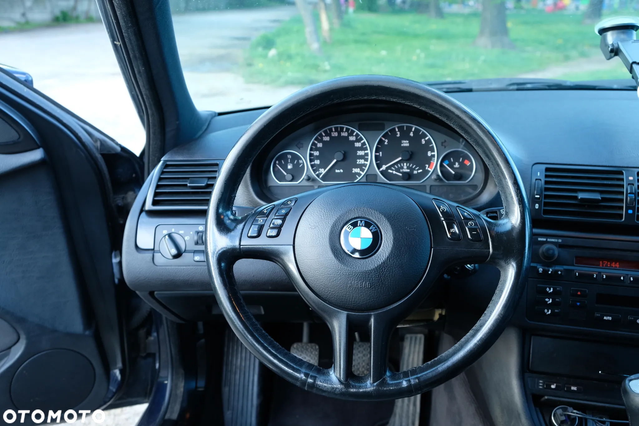 BMW Seria 3 316i - 13