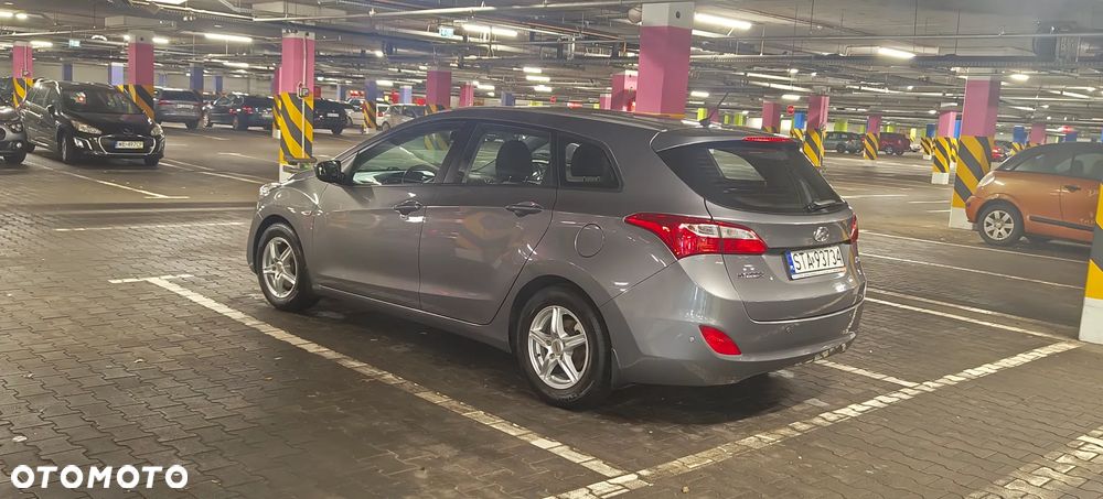 Hyundai i30 1.6 Comfort - 6