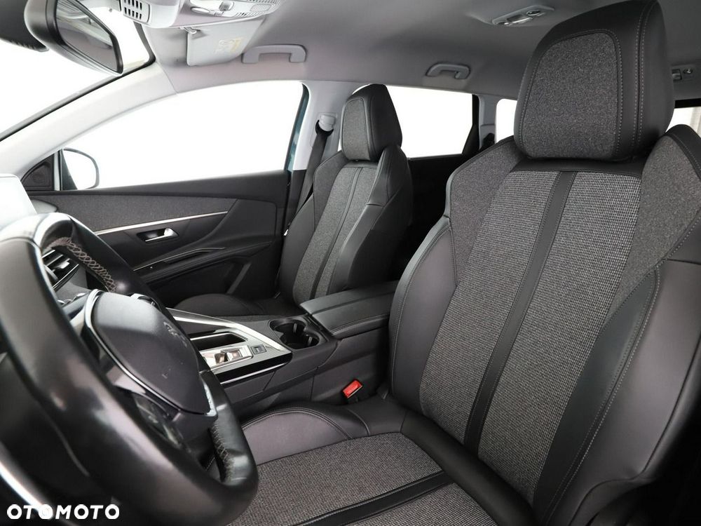 Peugeot 5008 PureTech 130 EAT8 Stop & Start Allure Business-Paket - 14