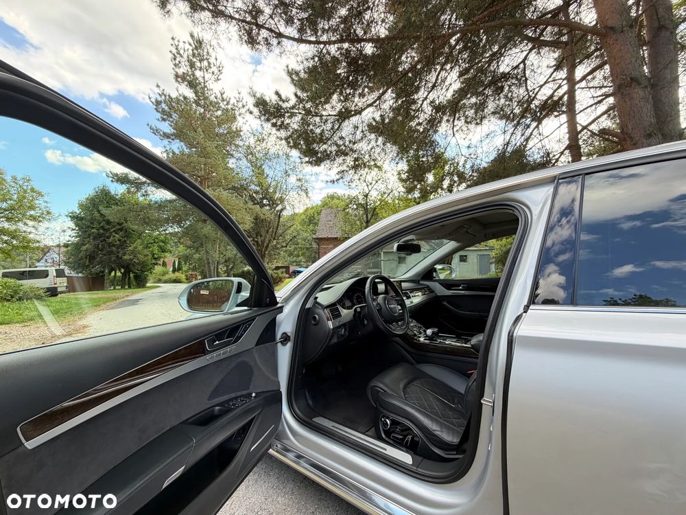 Audi A8 4.2 TDI Quattro - 13