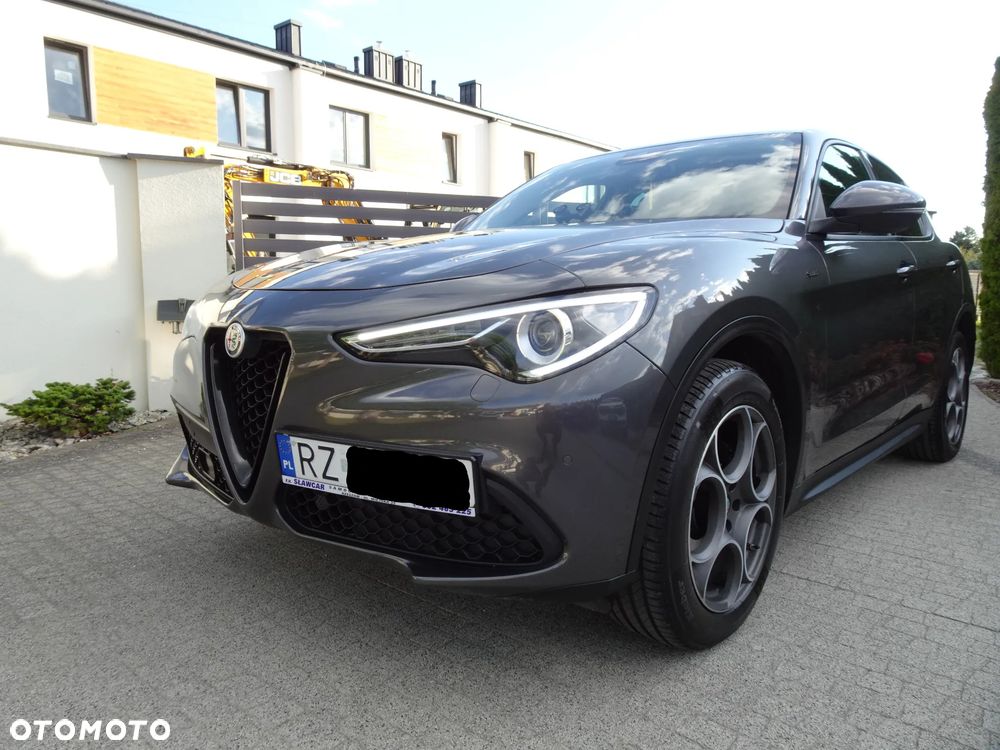 Alfa Romeo Stelvio 2.0 Turbo Sprint Q4 - 3