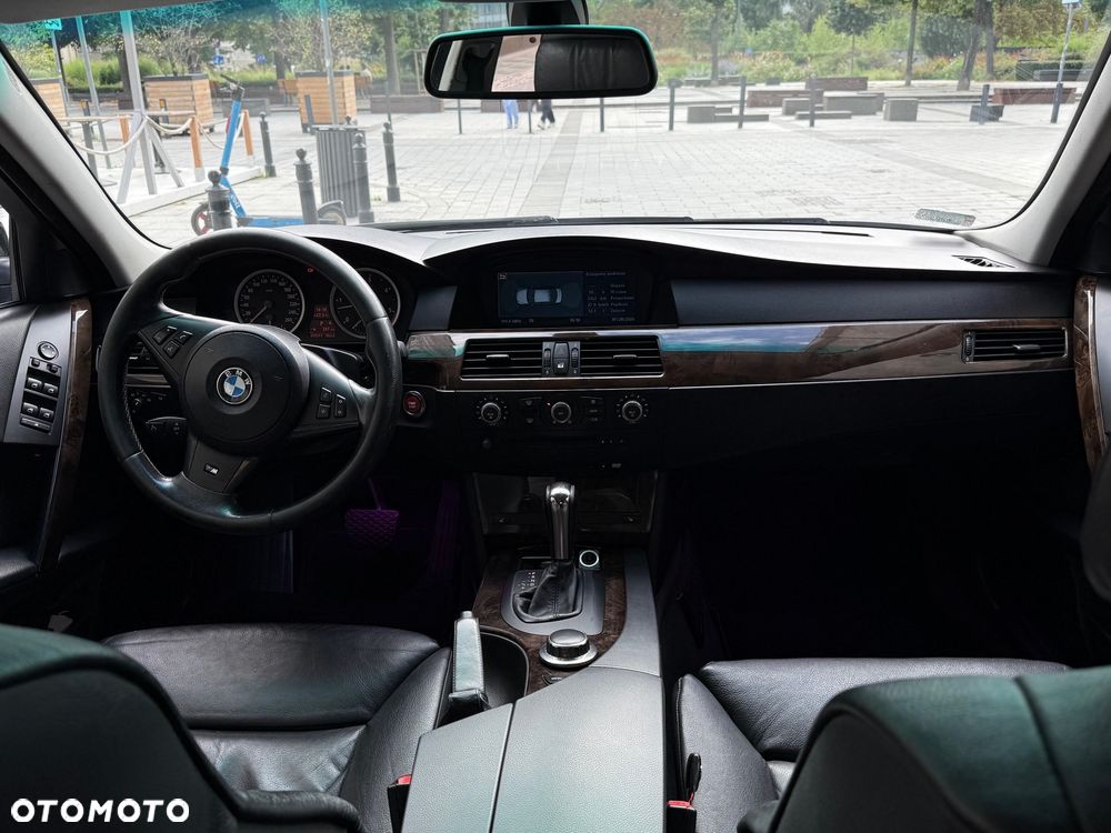 BMW Seria 5 - 13