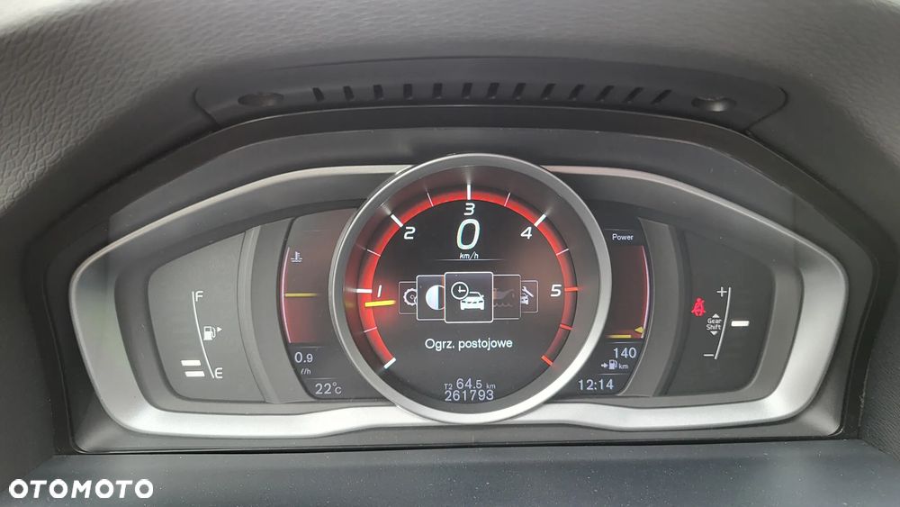 Volvo V60 D4 Drive-E Momentum - 13