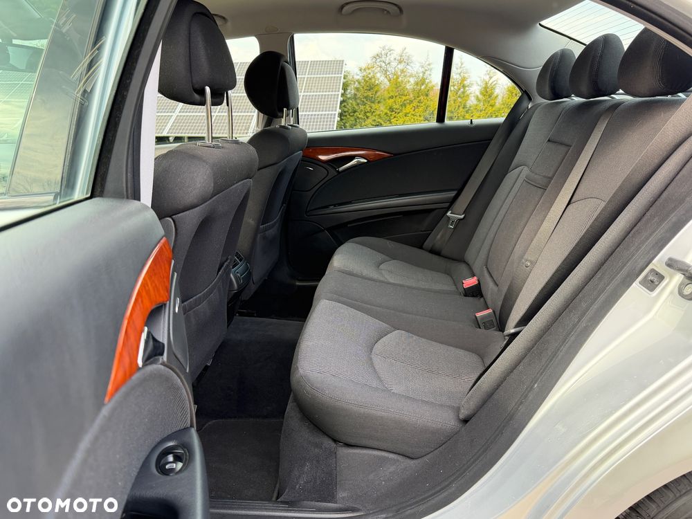 Mercedes-Benz Klasa E 200 Kompressor T Elegance - 5