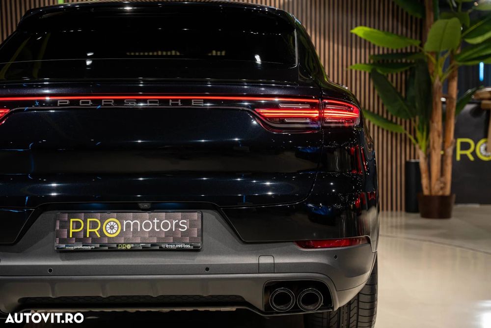 Porsche Cayenne Coupe - 19