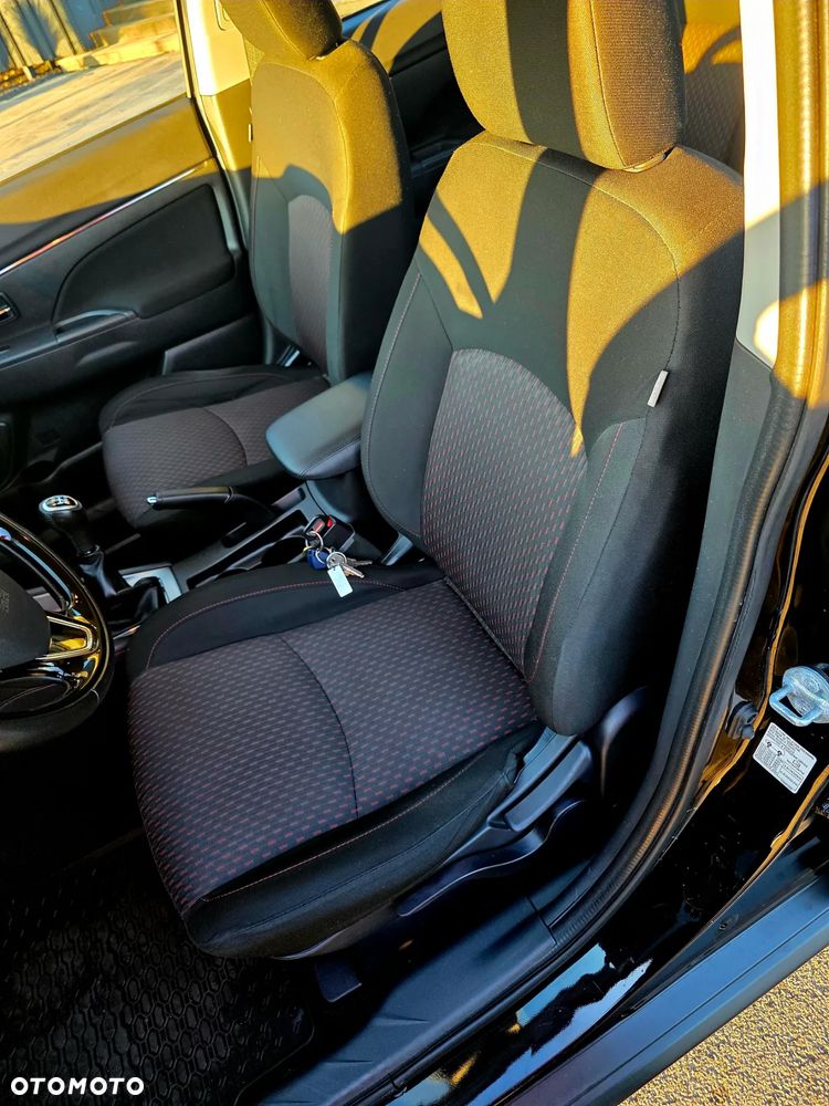 Mitsubishi ASX 1.6 2WD Diamant Edition - 17