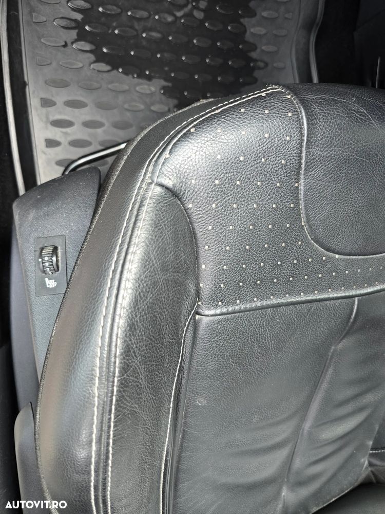 Peugeot 2008 1.6 e-HDi FAP STT Allure - 15