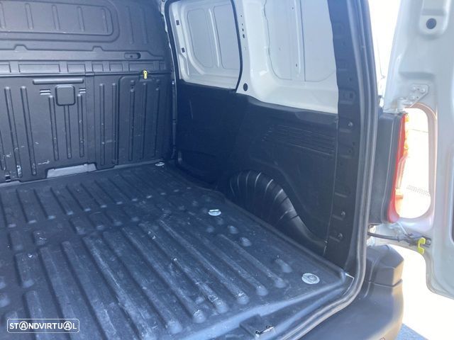 Peugeot Partner 1.6 HDI L1 HDI IVA DEDUTIVEL - 9