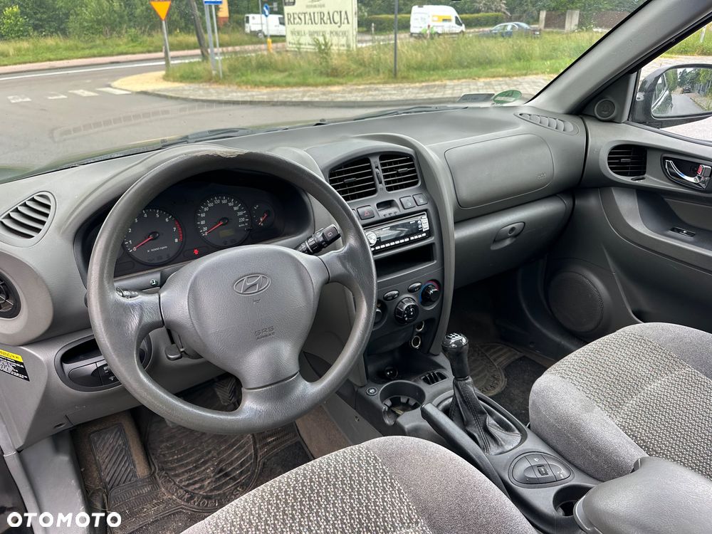 Hyundai Santa Fe 2.4 GLS 2WD - 16