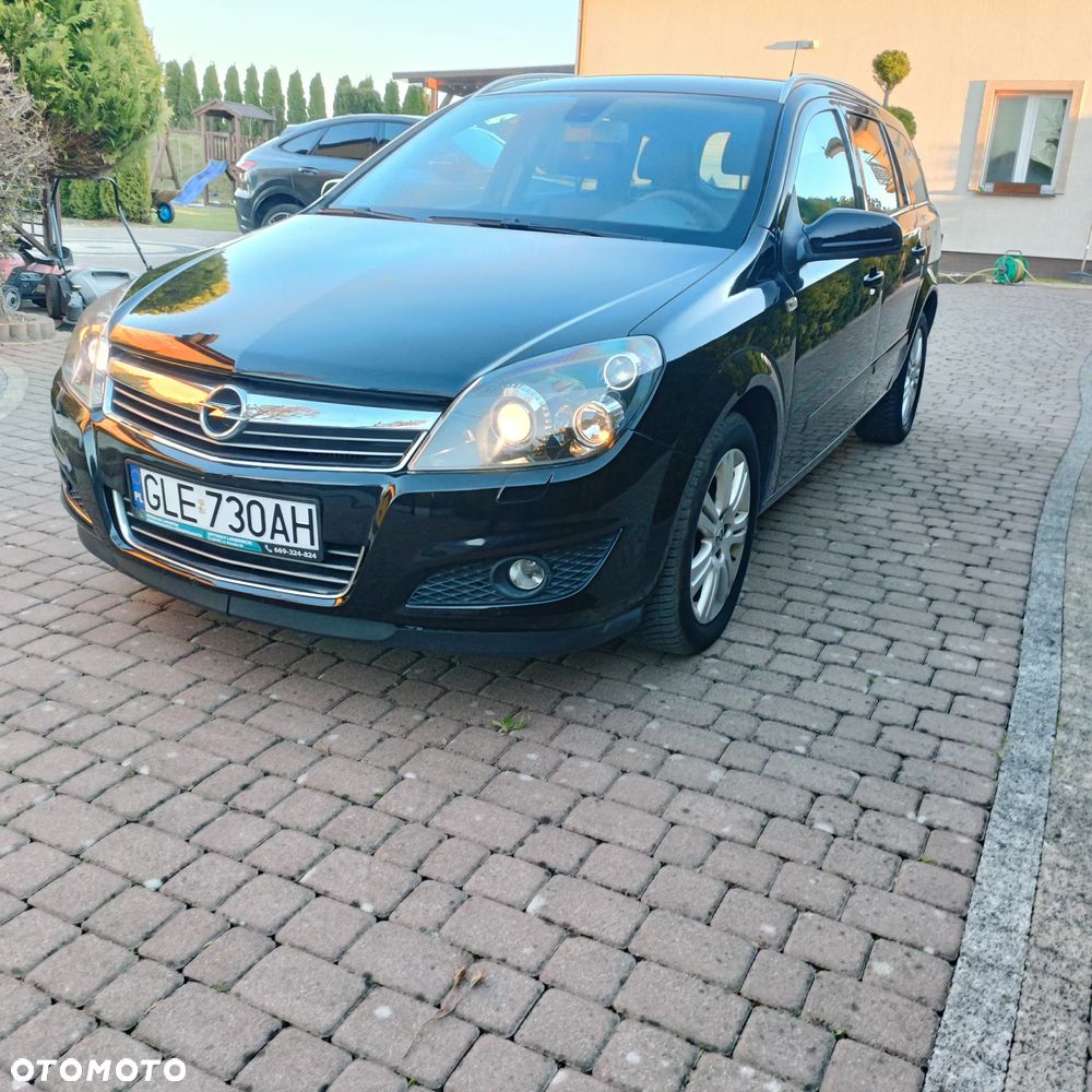Opel Astra 1.7 CDTI DPF (119g) Innovation 110 Jahre - 6
