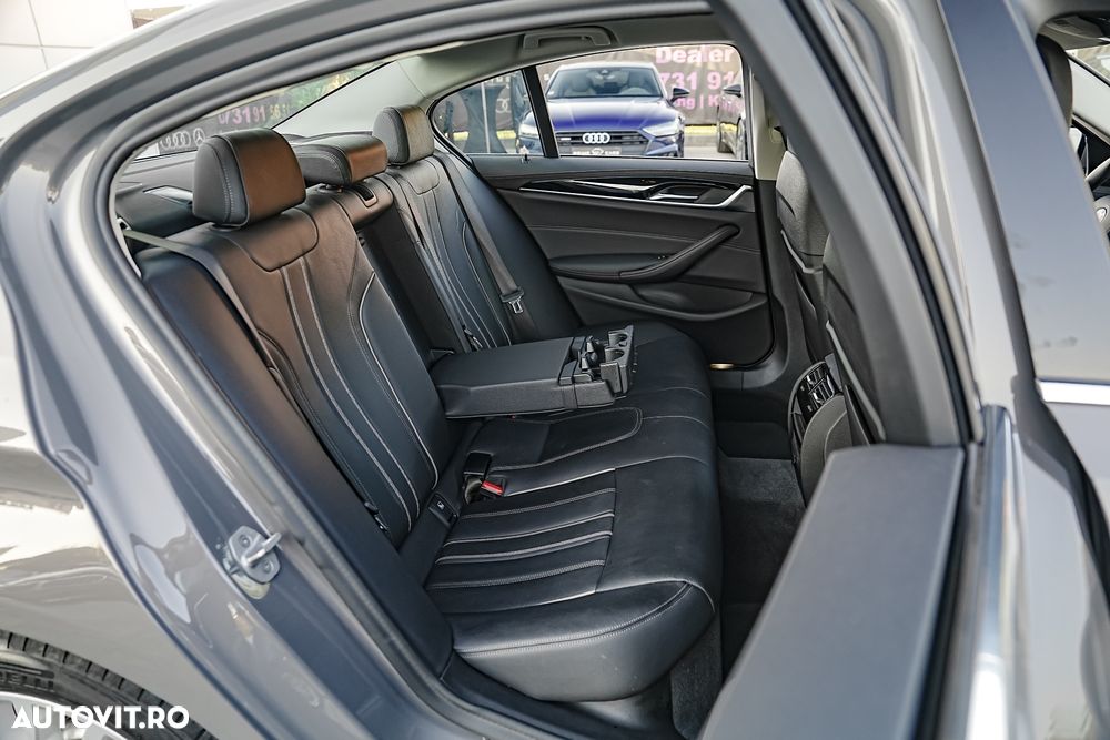 BMW Seria 5 530e Aut. Luxury Line - 19