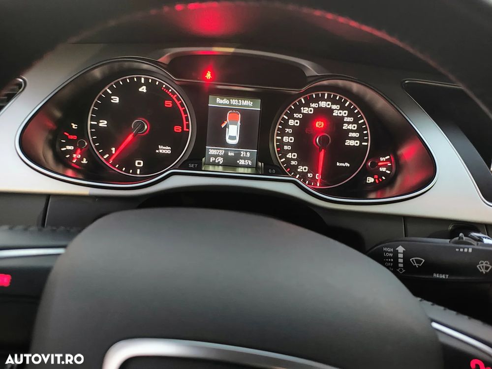 Audi A4 Limuzina 2.0 TDI Multitronic - 23